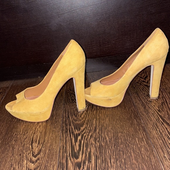 Mustard Aldo Disco Heels - Picture 3 of 4